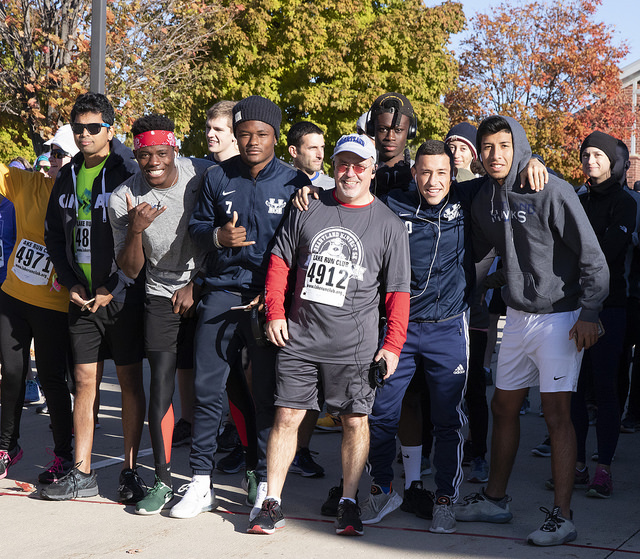 5K runners at the start line