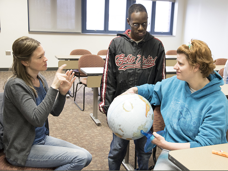 Sign language interpreter